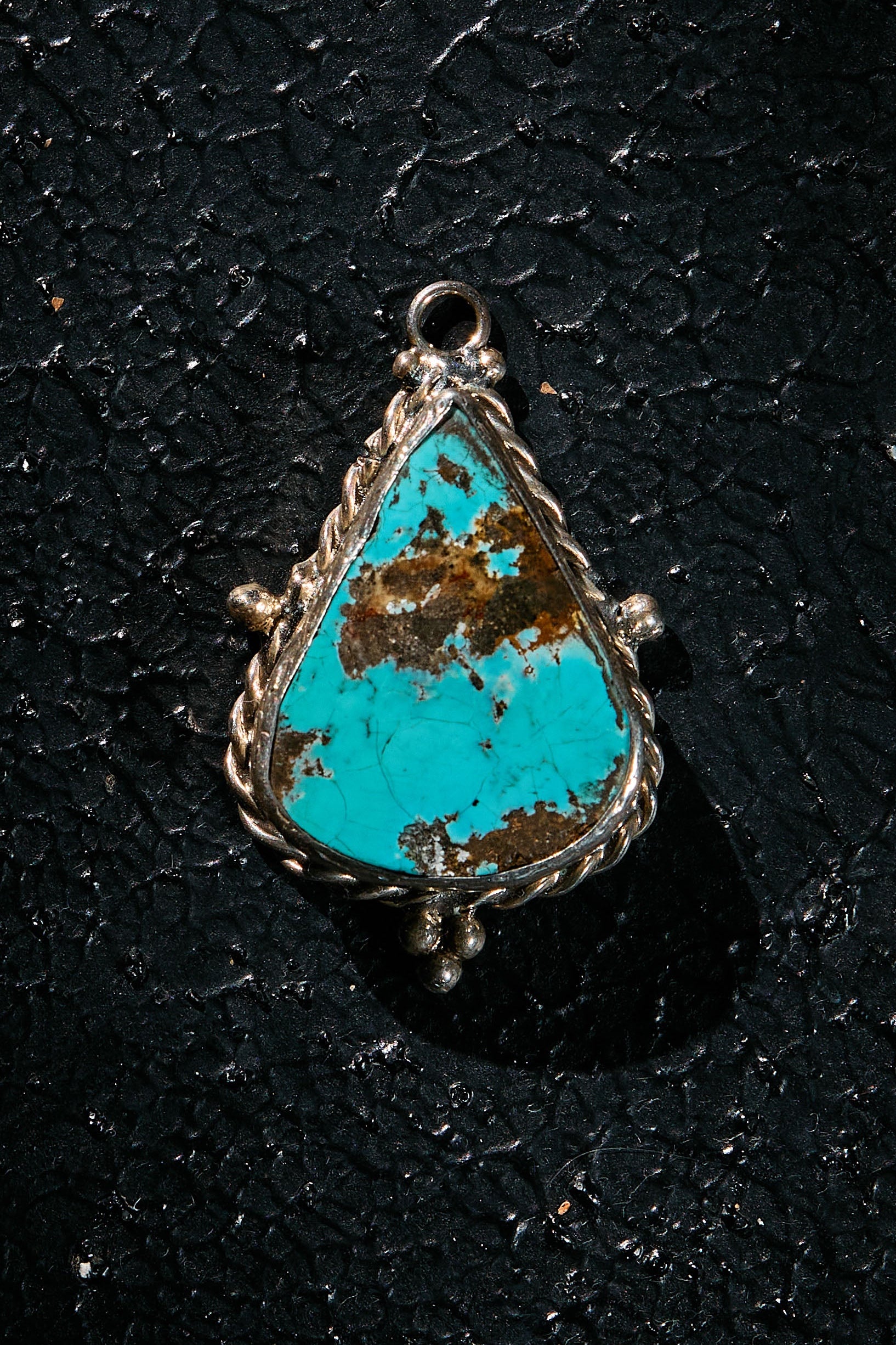 Rare natural turquoise pendant oin 925 silver with gargoyle spirit 
