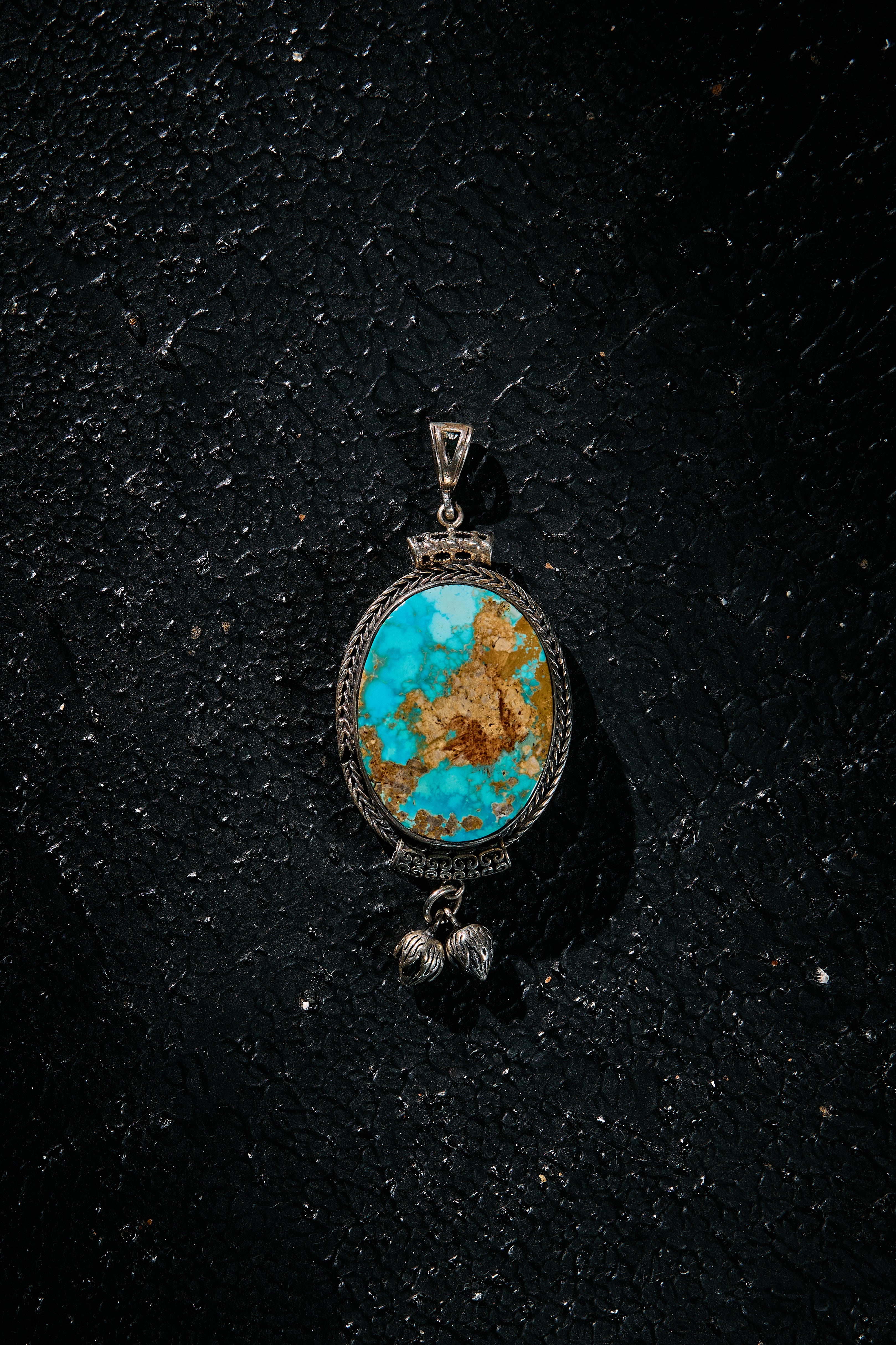 Rare Persian turquoise silver pendant