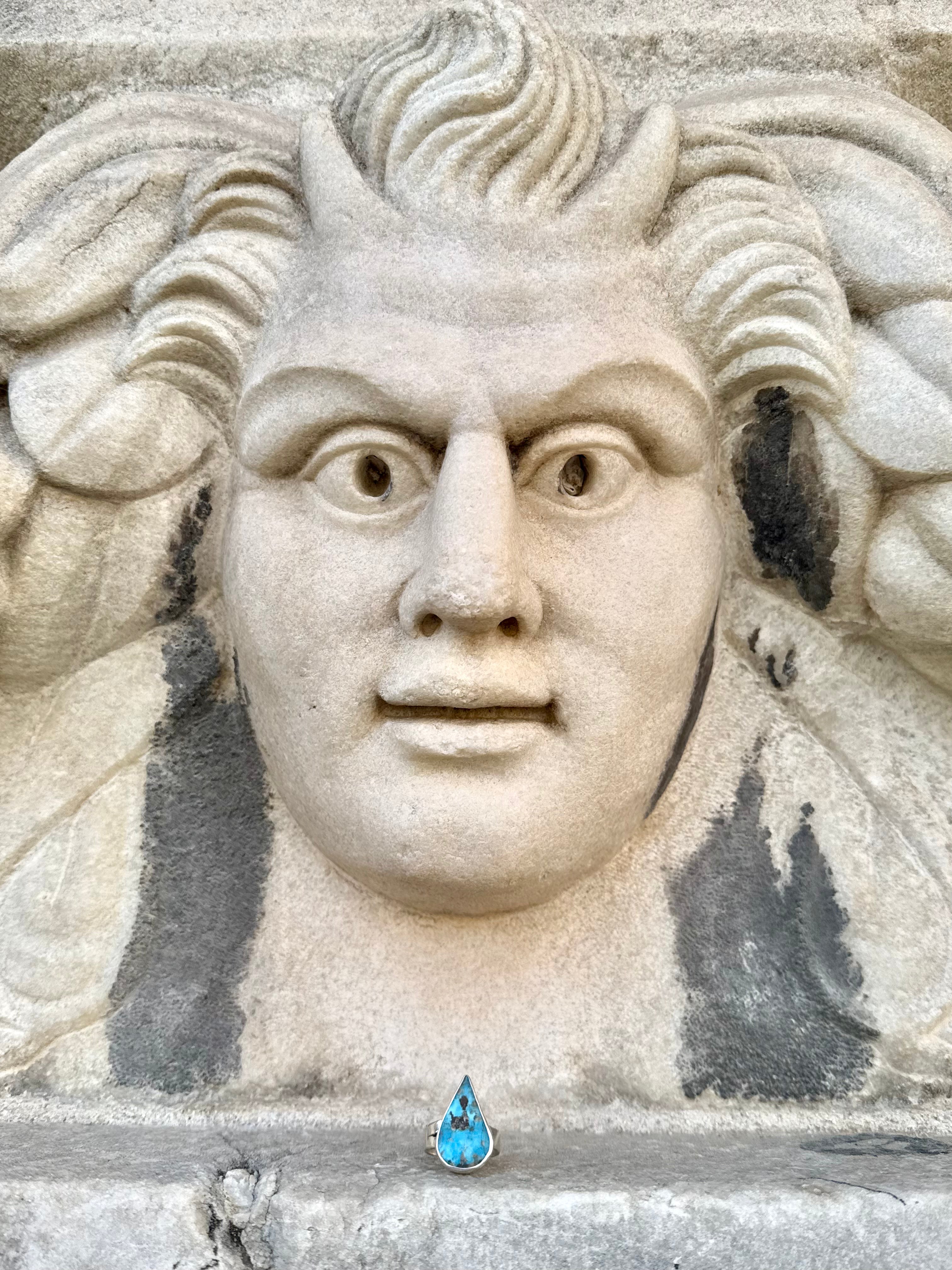 Rare natural turuoise handcrafted in 925 silver