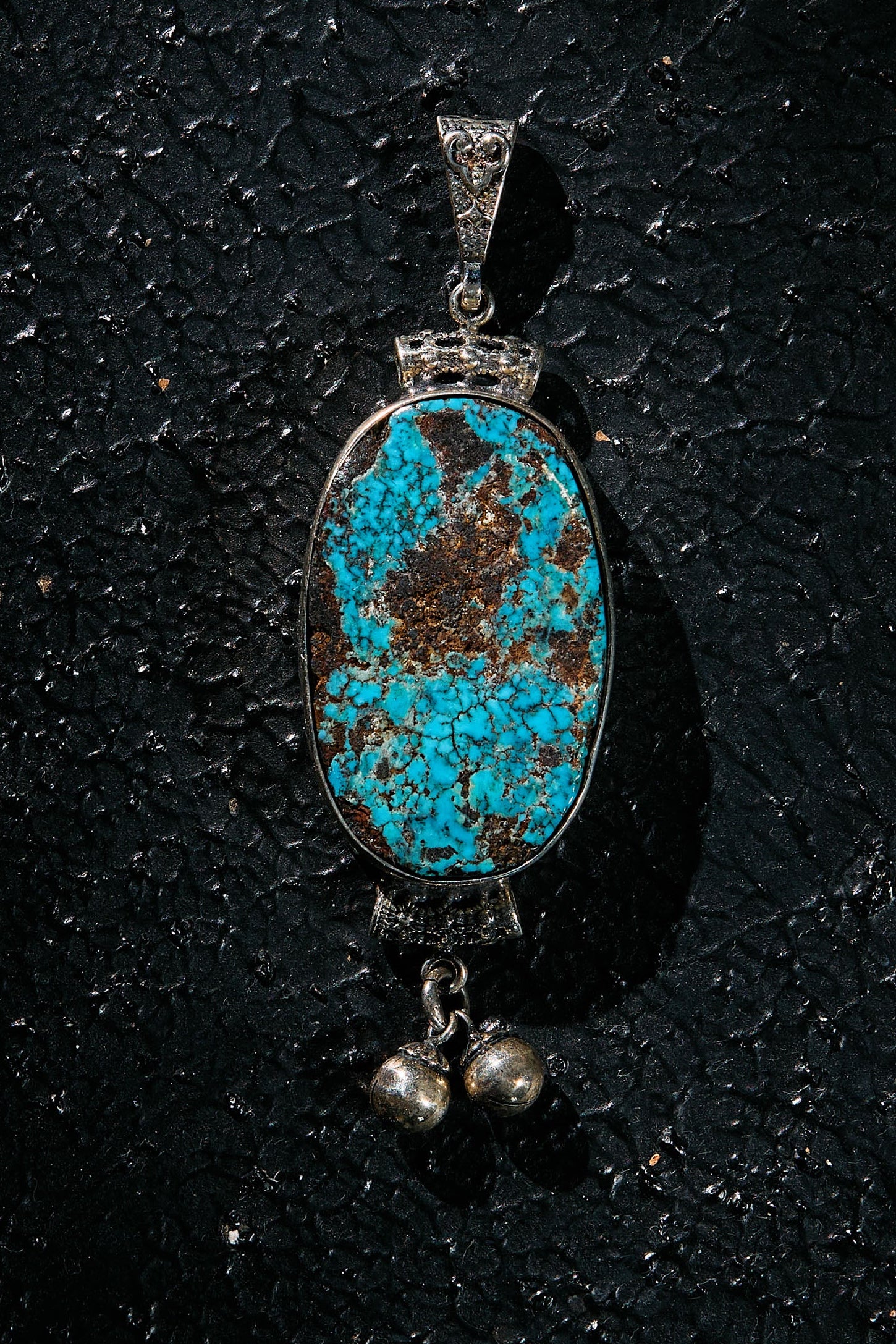 Rare webbed turquoise matrix pendant in 925 silver