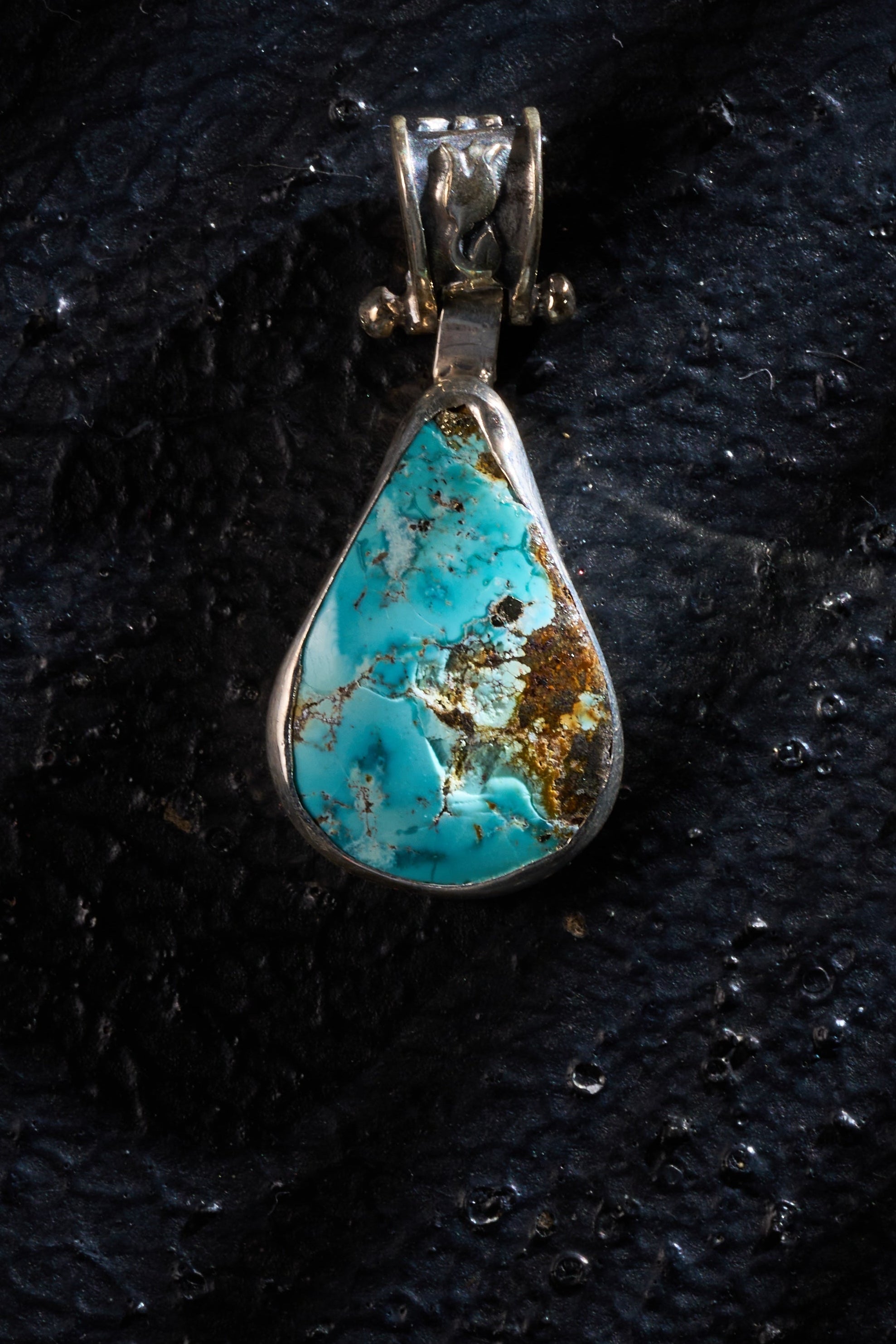 Rare Persian Turquoise pendant with 925 silver setting 