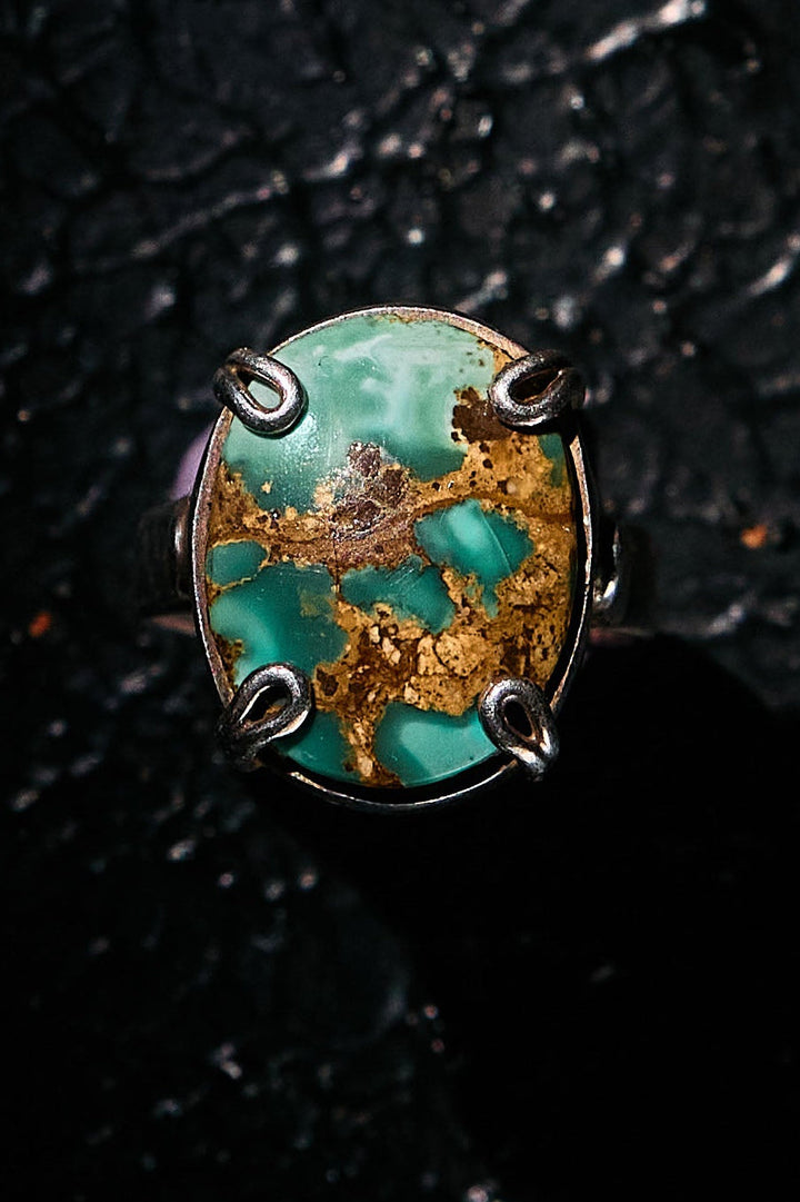 Turquoise ring handcrafted in 925 silver